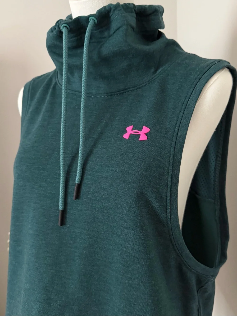 Under Armour Sleeveless Vest